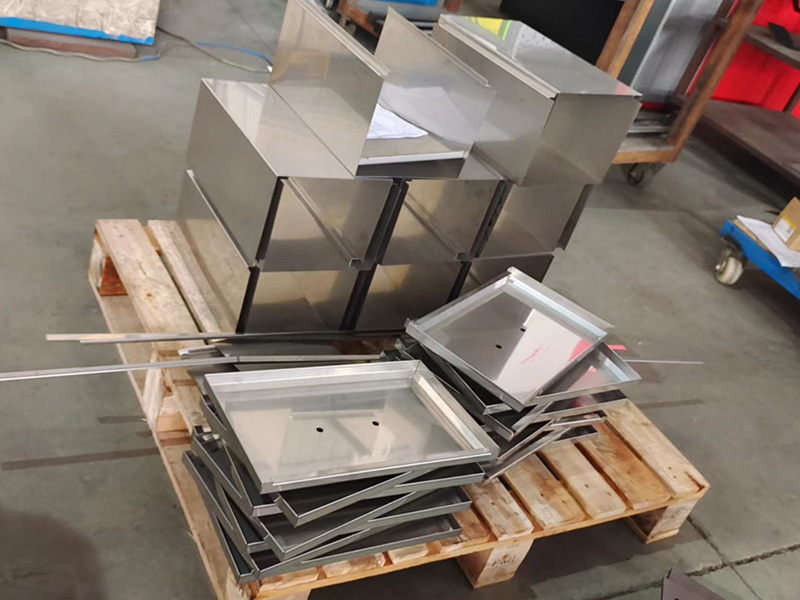 Gabinetes de chapa metálica personalizados - Serviços de fabricação de metal de precisão