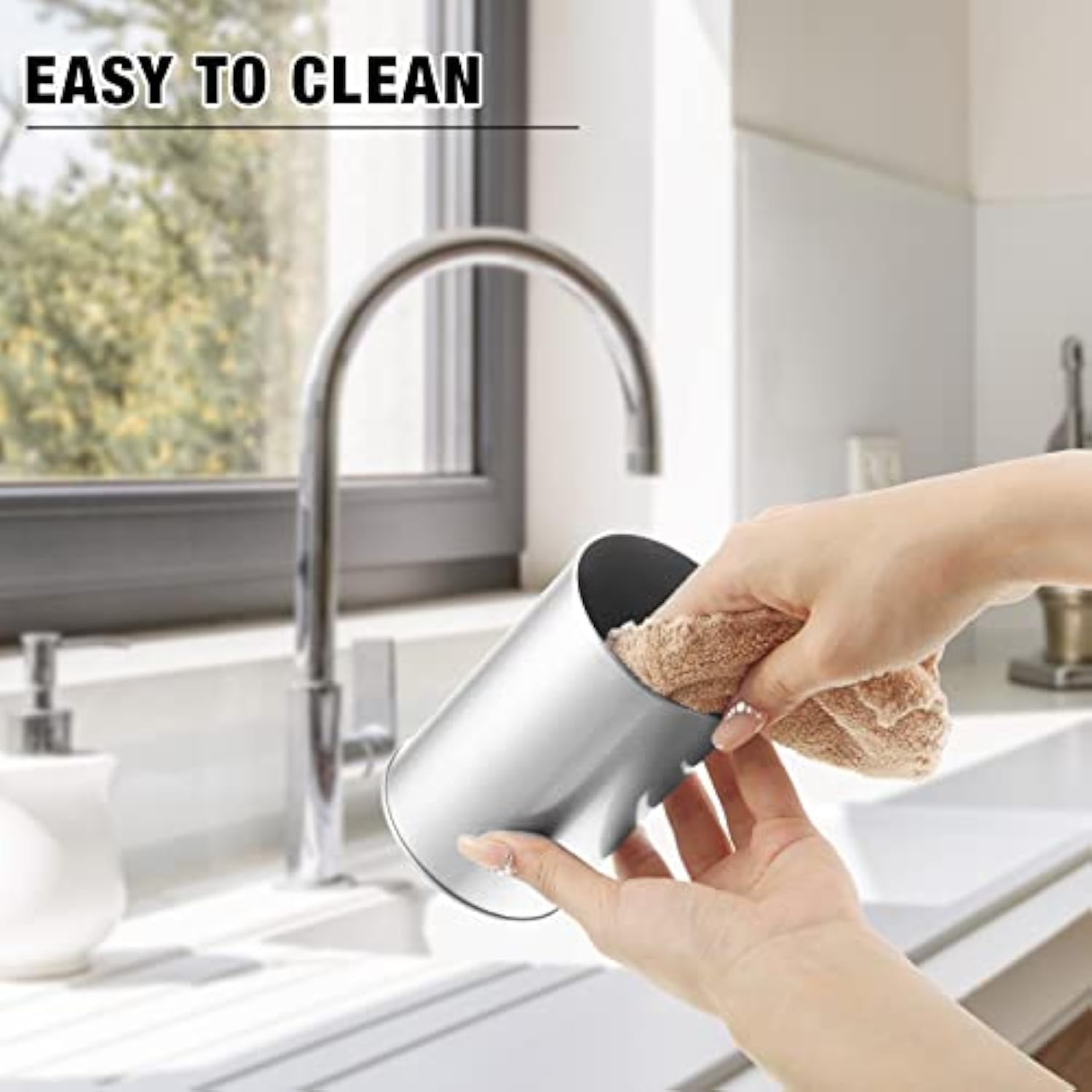 Latas de café pequenas e redondas vazias de metal para chá solto