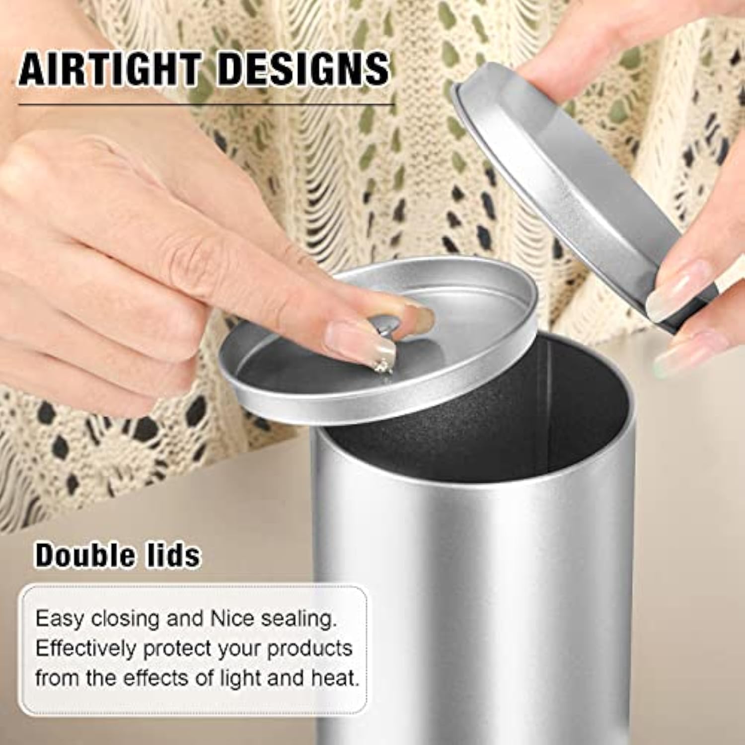 Latas de café pequenas e redondas vazias de metal para chá solto