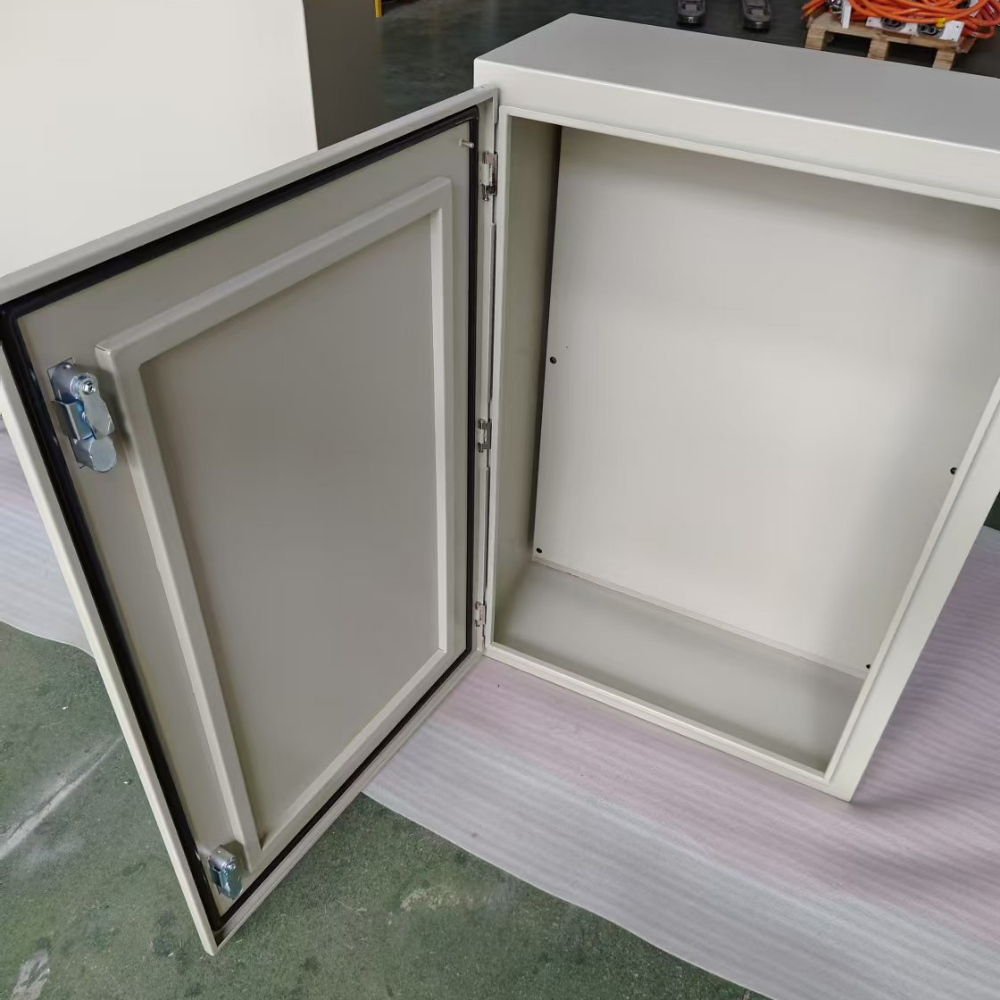 Escolhendo o gabinete de distribuição de energia certo?