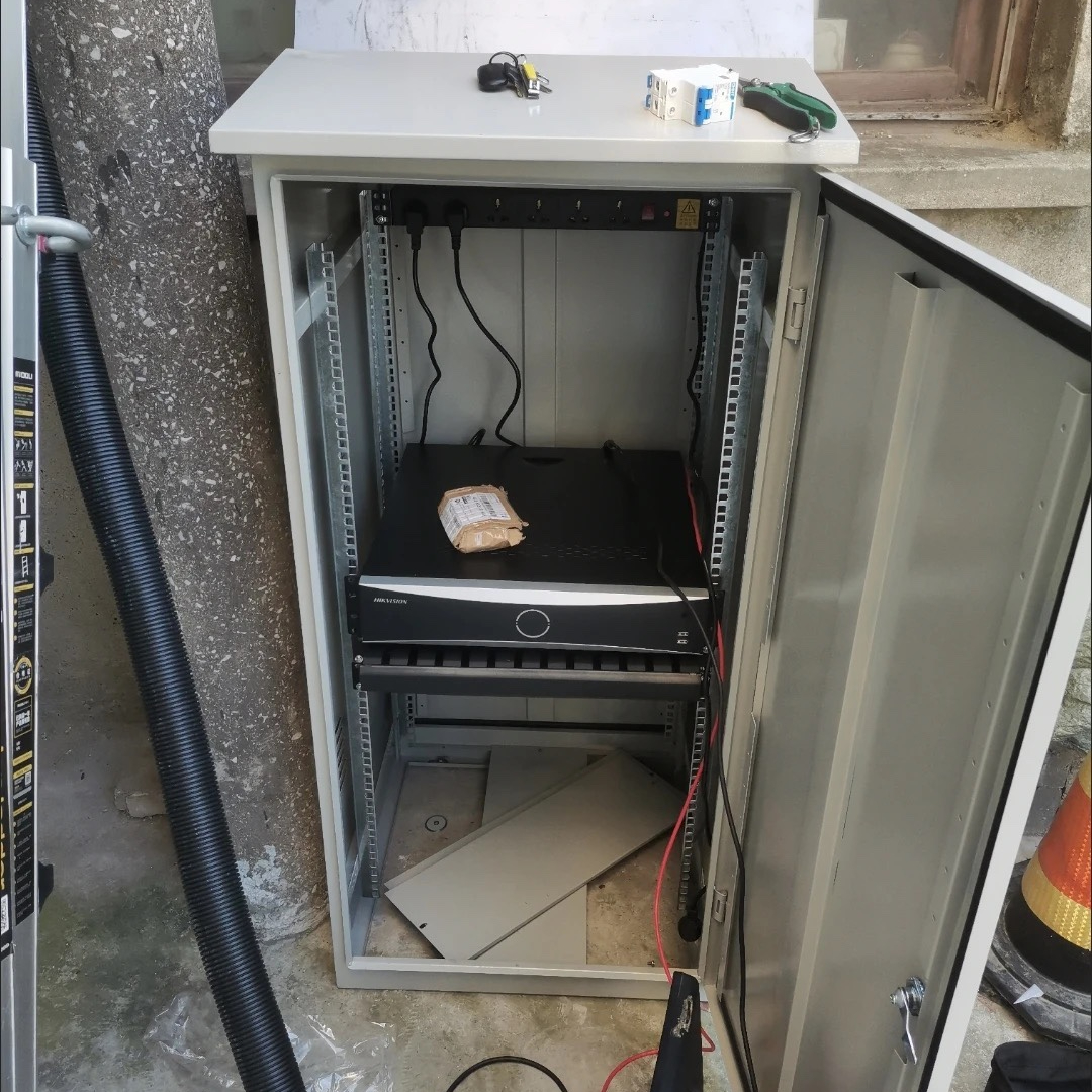 O Papel dos Invólucros de Sistemas UPS na Recuperação de Desastres e Continuidade do Negócio